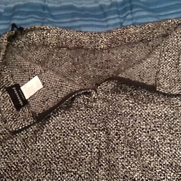 Skirt - Picture 3 of 3